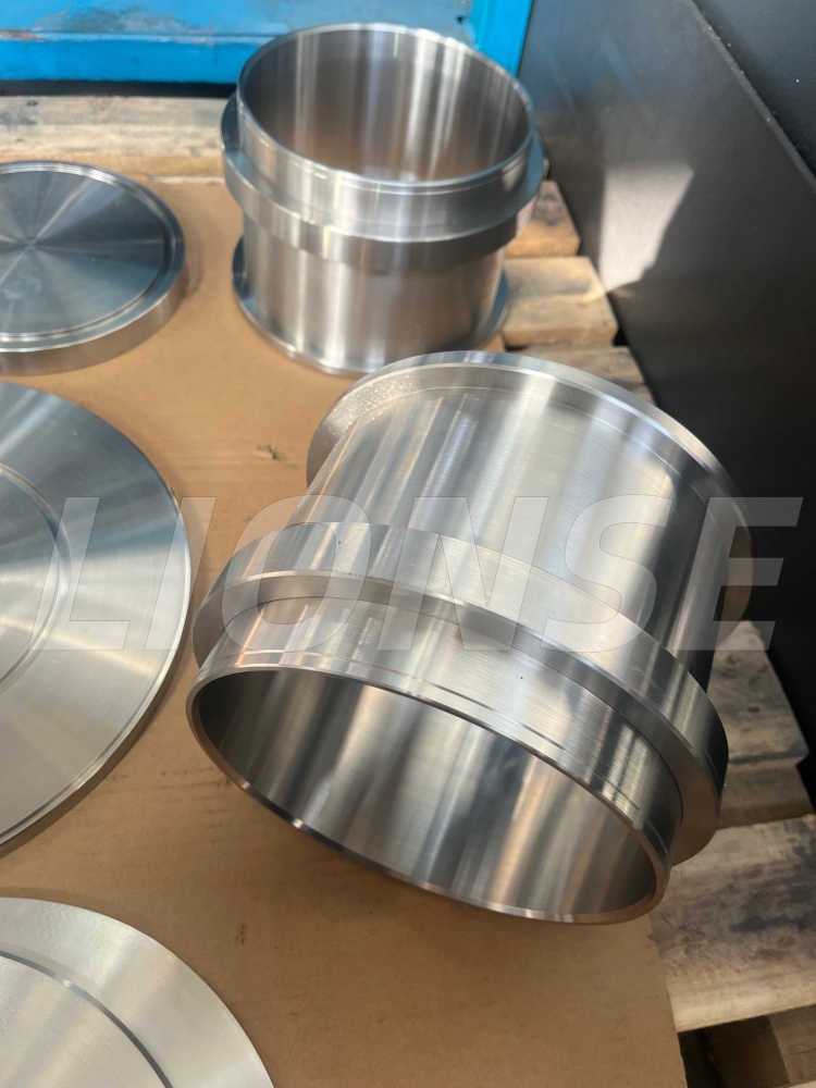 맞춤형 부싱은 그만한 가치가 있나요?