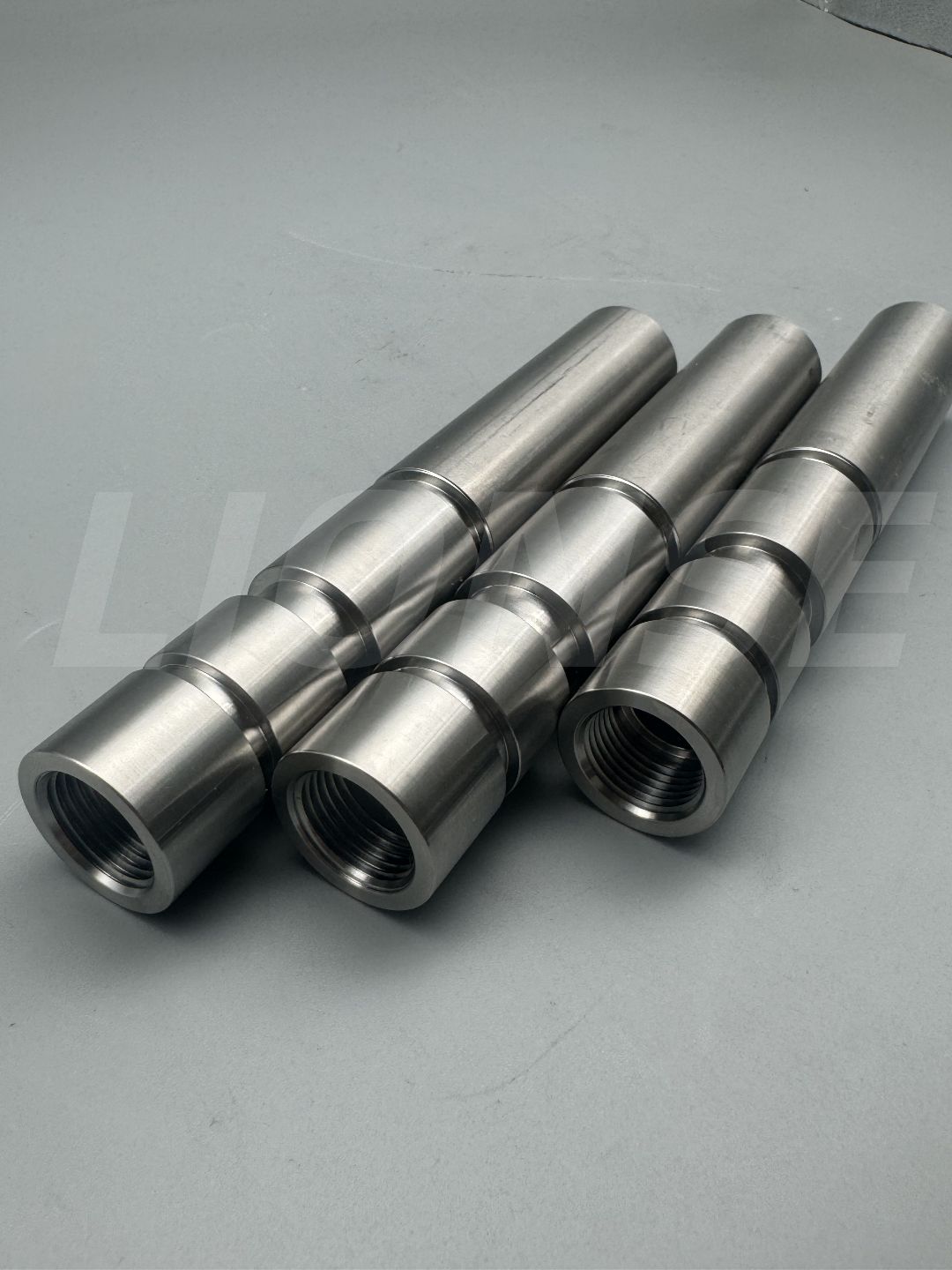 NC 터닝이 적용된 티타늄 5등급 샤프트